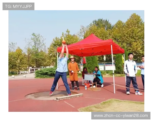 绿茵豪情并肩逐梦见证球星荣耀时刻定格青春记忆